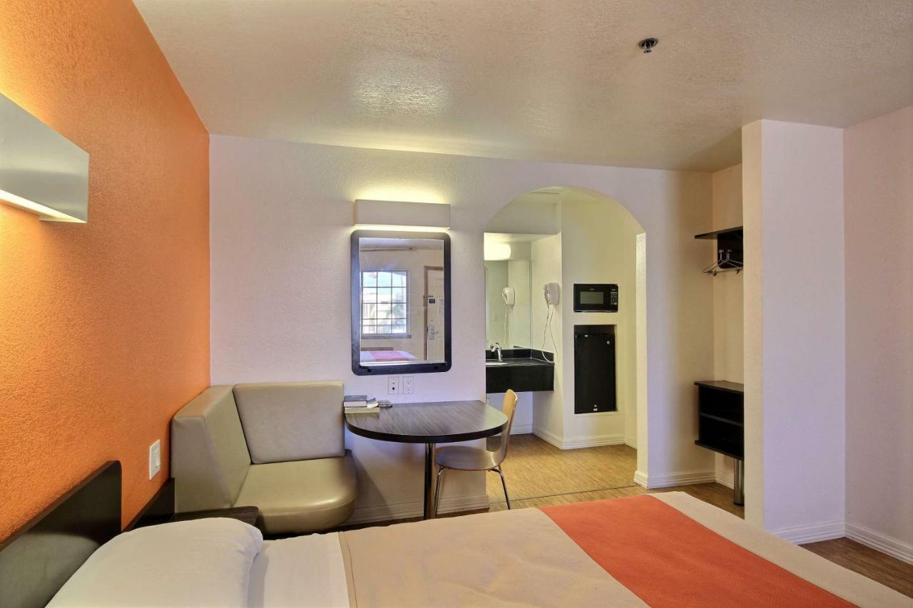 Motel 6-Edinburg, Tx Luaran gambar