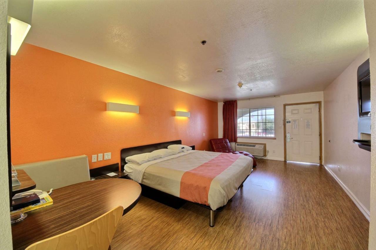 Motel 6-Edinburg, Tx Luaran gambar