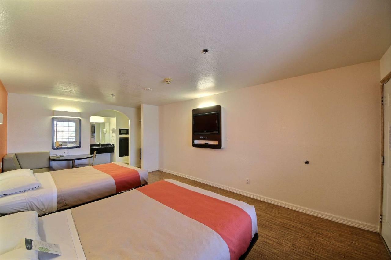 Motel 6-Edinburg, Tx Luaran gambar